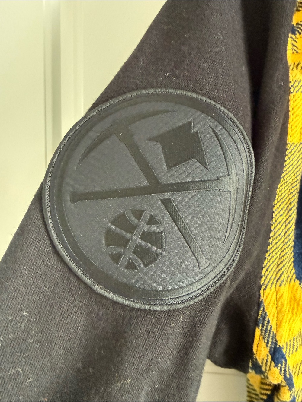 Men's NBA Denver Nuggets Hooded Plaid Button-Up Jacket - Yellow & Navy - Picture 7 of 9